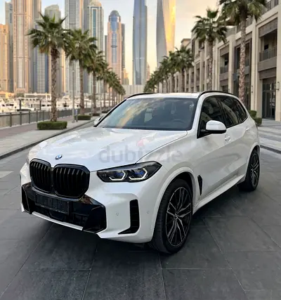 M Sport xDrive40i GCC low mileage