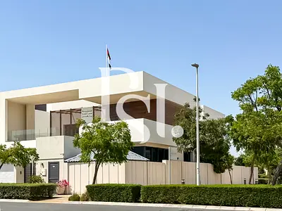 Single Row|Corner|Big Plot|Step Inside Elegance