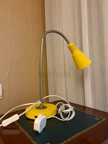 Side lamp yellow