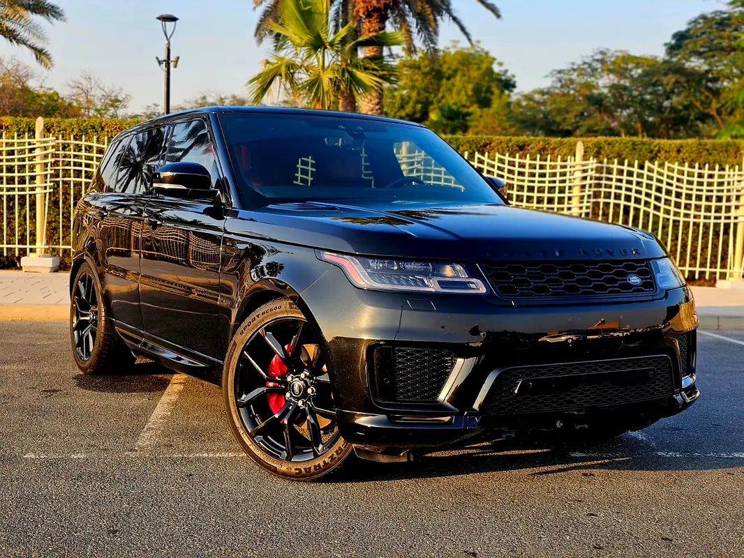 Land Rover Range Rover Sport 2022 — photo 1 of 17