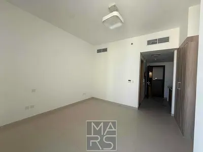استديو للبيع في مجمع سكني مميزاجمل مكان