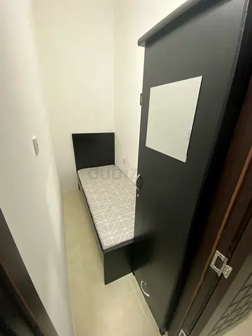 Single room near business bay metro station