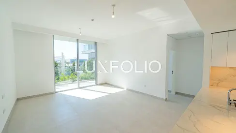 Low Floor | Natural Light | Rare Unit