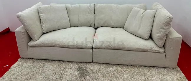 Looks brand new the loom collection two pieces sofa