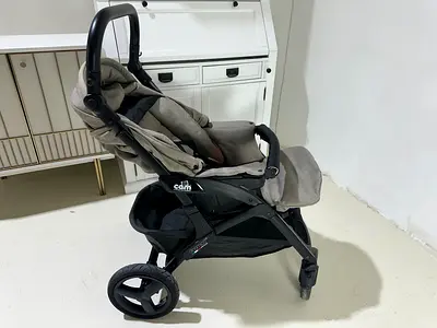 Cam 3- Itallian Stroller/Pushchair - Reversible Seat, All-Terrain Wheels