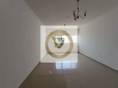 باركن مجاني بلكون مع اطلاله بحريه موقع مميز وحيوي قريب من كل الخدمات مثل المقاهي والمتاجر وقريب من مخرج دبي