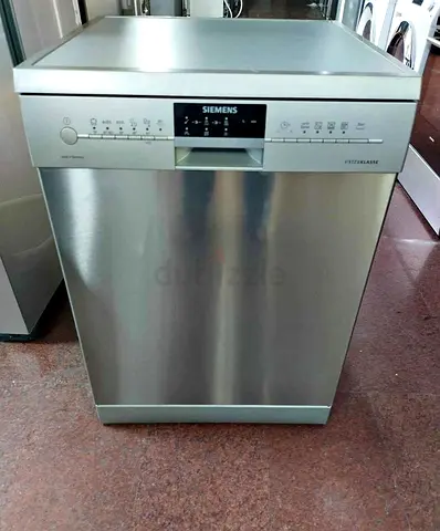 Siemens three rack dishwasher - good working condition