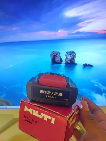 HILTI B12/2.6 AH,BATTERY(NEW)