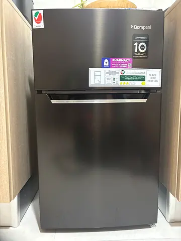 MINI FRIDGE with FREEZER