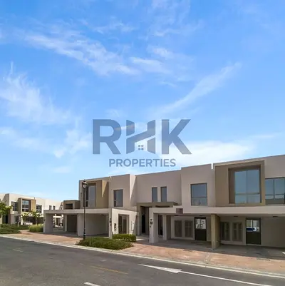 Landscape Garden | 3 Bed + Maids | Vacant and Ready