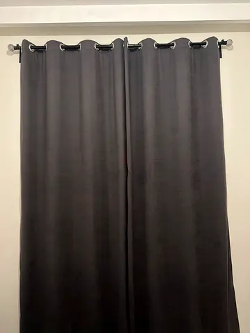 Curtain
