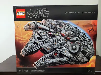 Lego - Star Wars : Millennium Falcon (75192)