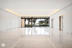 Trophy 4BR Garden Suite with Private Pool