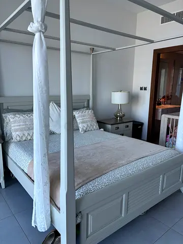 Off White Four-Poster Canopy Bed - Good Condition