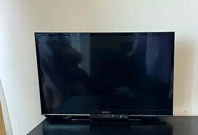 Sony 32-inch LED TV (not working)