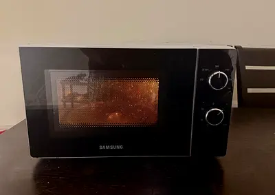 Microwave oven