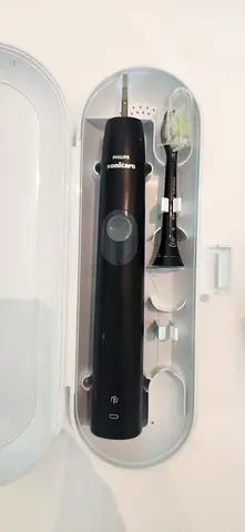 Philips Sonicare Electric Toothbrush, case and charger - used