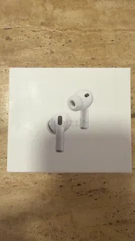 Apple AirPods Pro 3 sealed with MagSafe Charging case