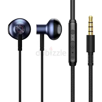 Wired 3.5mm Earphones with In-line Mic and Remote - Good Condition