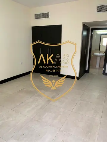 VERY SPACIOUS THREE BEDROOM CLOSE TO RIGGA METRO JUST 100k ONLY