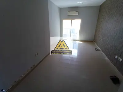 شقة غرفة وصالة فسيحة ببلكونة واثنين حمام بأقل الأسعار للإيجار السنوي في الحميدية 1 عجمان
