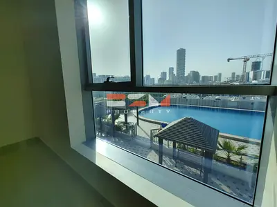 Modern Apartment | Pool View | Unfurnished