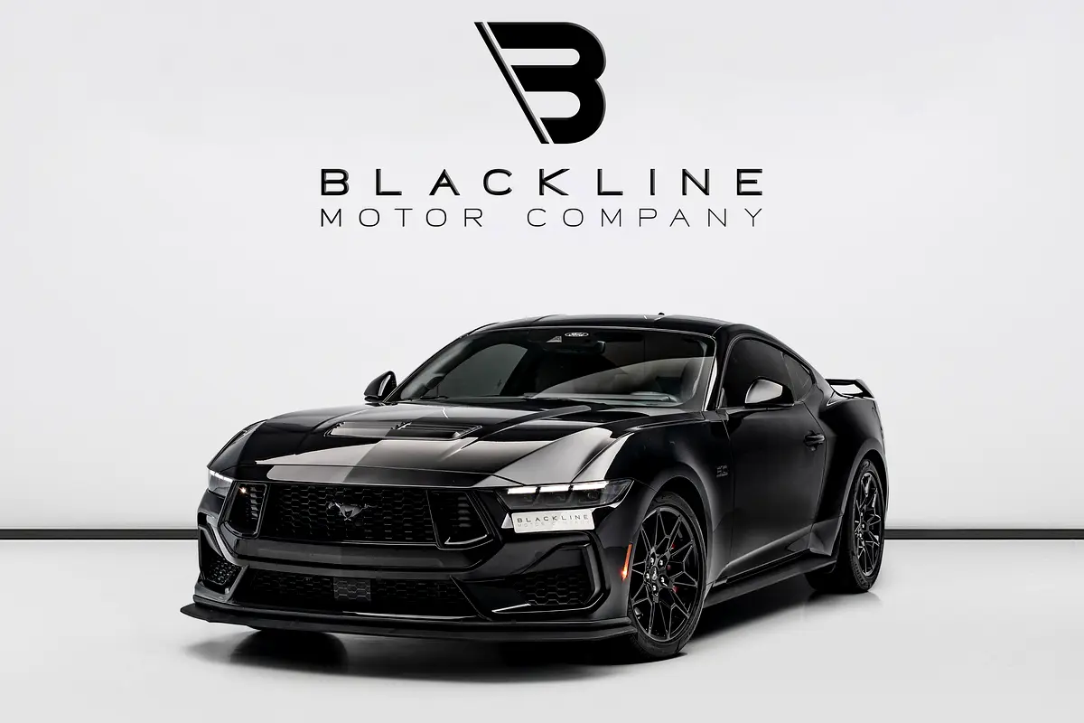 Ford Mustang 2024 — photo 1 of 19