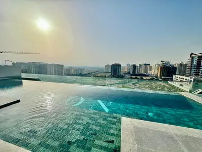 Brand New Studio for Rent |Community & Road View