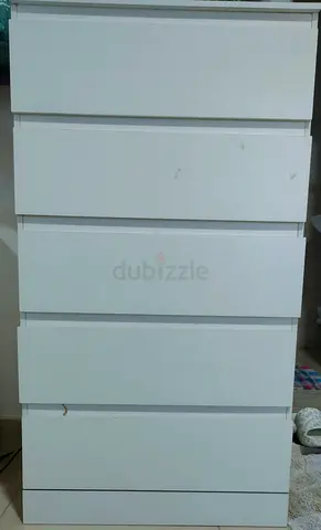 Modern White 5-Drawer Dresser Chest