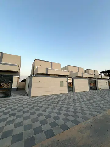 Villa for sale in Al Helio 2, Ajman, consisting of 3 master bedrooms, a majlis, a living room, and a maid's room.