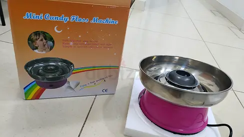 Cotton candy machine
