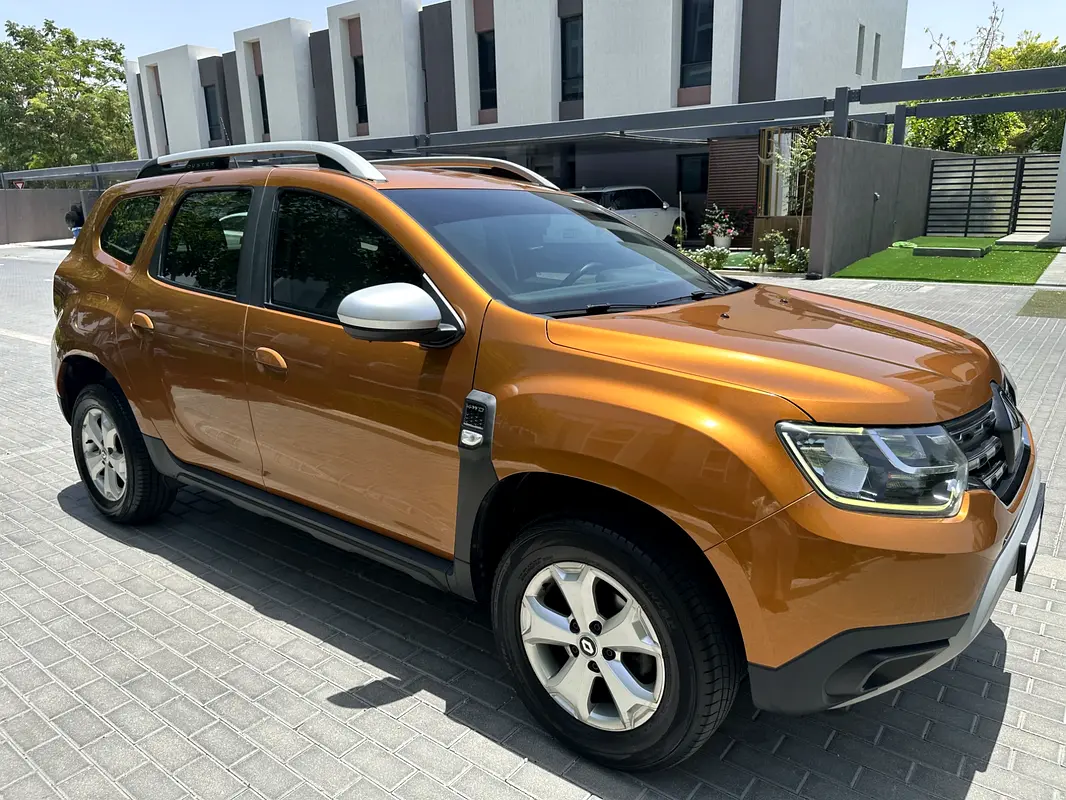 Renault Duster 2019 — photo 1 of 9