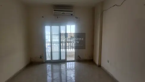 Lavish1bhk full family building in muwailah sharjah with balcony 30k