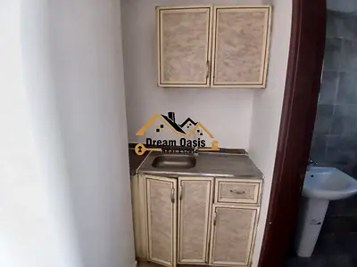 Studios available ready to move yearly for bachelor