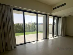 Corner Kitchen| Single Row| Landscaped | Ready to Move
