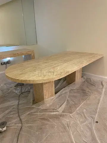 Luxury Travertine Dining Table with Contemporary Ribbed Column Base