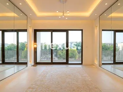 Spacious | Single Row | Near Amenities