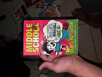 Middle School: From Hero to Zero (James Patterson) - Good Condition