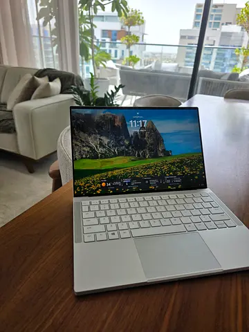Razer Book 13