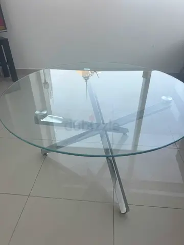 Round Glass Coffee Table with Chrome Legs - Great Condition