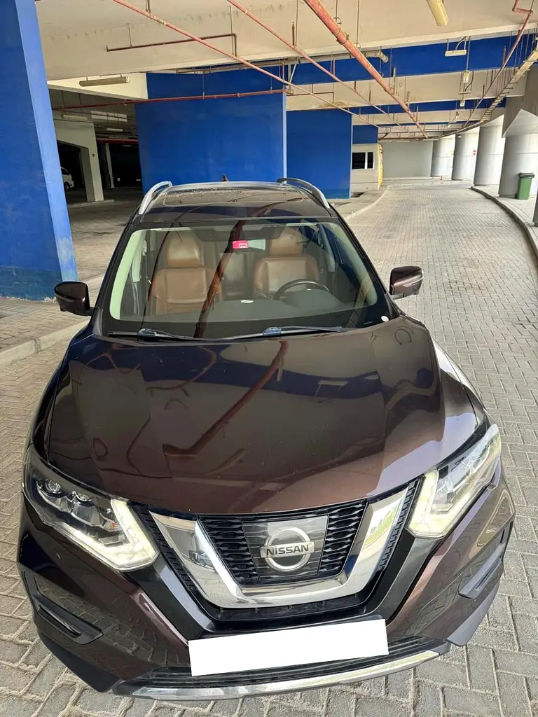 Nissan X-Trail 2018 — photo 1 of 13