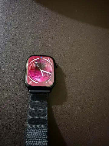 Apple Watch Series 11 GPS, 46mm Jet Black Aluminum Cas ith Dark Grey Sport Loop