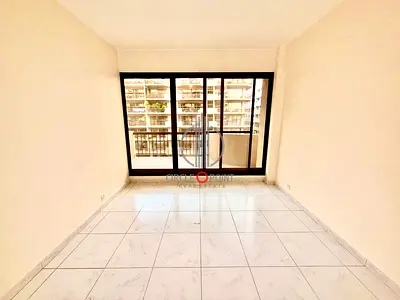 Golden Sands 3BHK | Big Balcony close To Metro