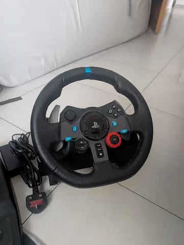 Logitech g29 Steering Wheel Controller with Pedals (Wired) - Good Condition pc/ps4