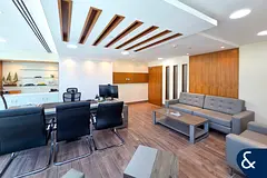Executive Layout | 3 Parking | Metro