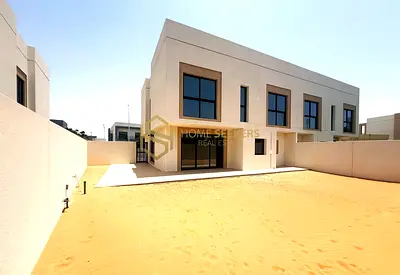 High-End Living | Precision Design | Luxury Villa