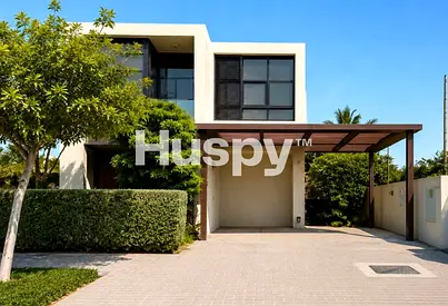 Private Pool | Single Row | Park Backing