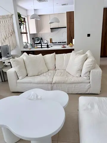 Luscious Timothy Oulton 5 peices Sectional Sofa