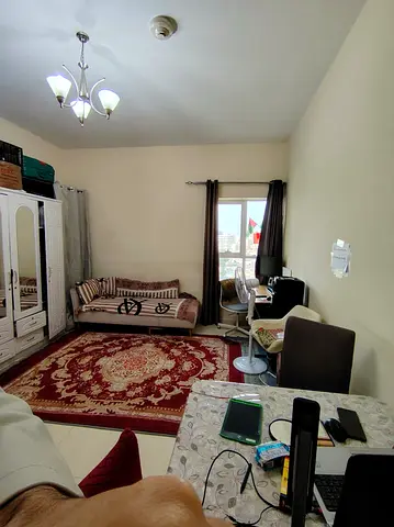 One bedroom apartment For sale in Orient tower 200k