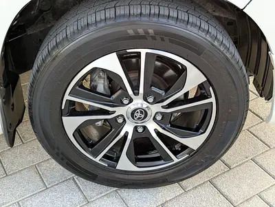 2018 Toyota LAND CRUISER 照片 9